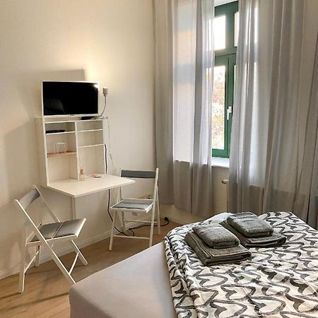 Studioapartment M15 Im Plagwitzer Szeneviertel Лейпциг Екстер'єр фото
